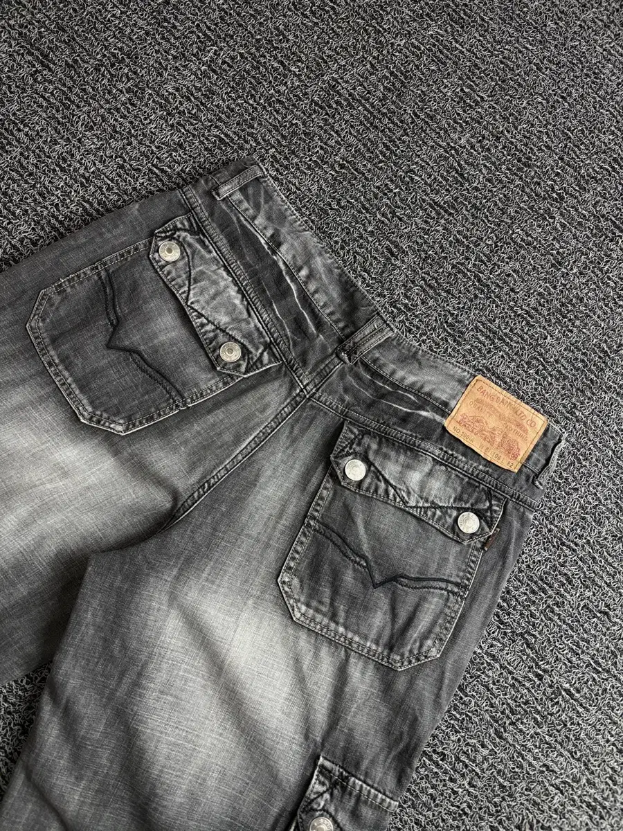 thumbnail-4